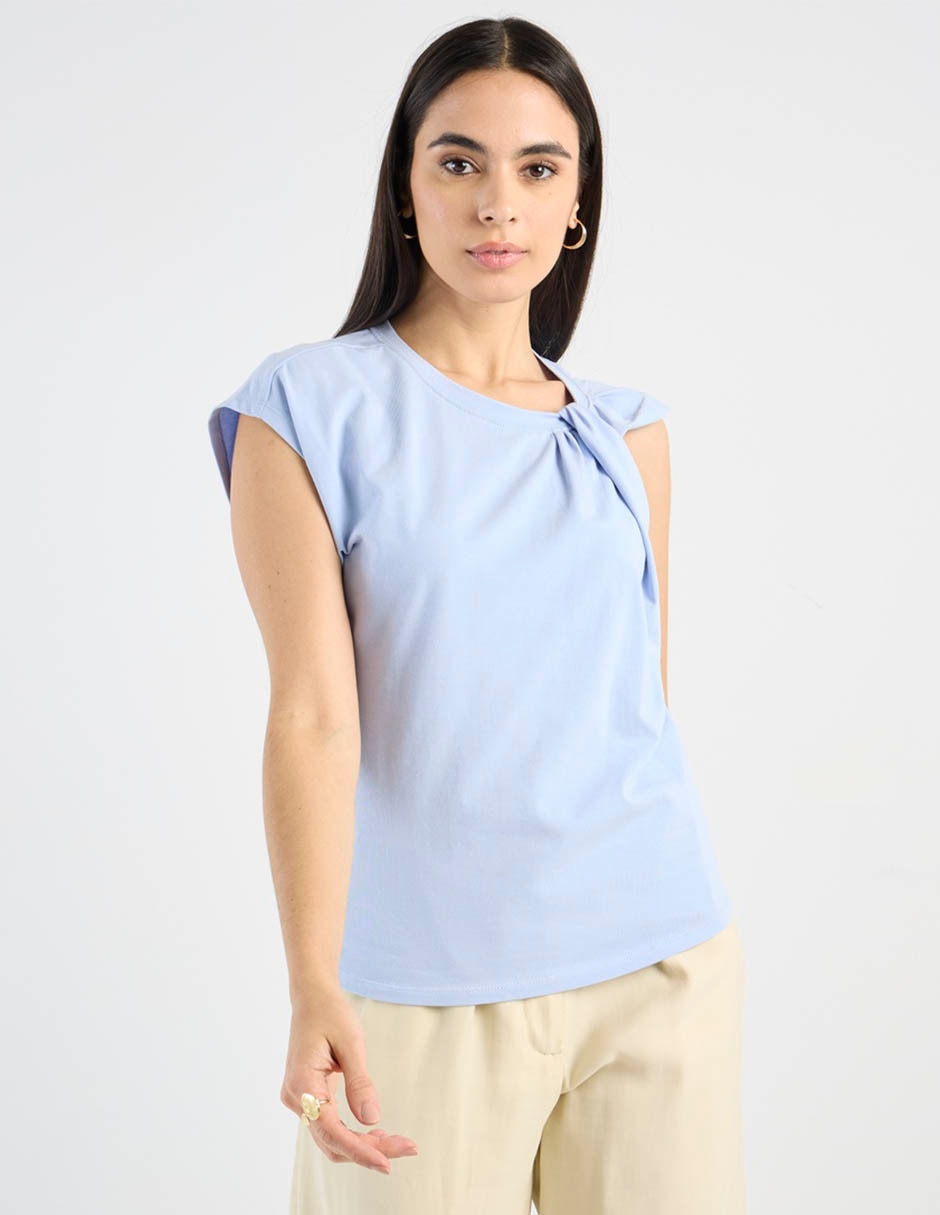 Playera manga corta Contempo cuello redondo para mujer
