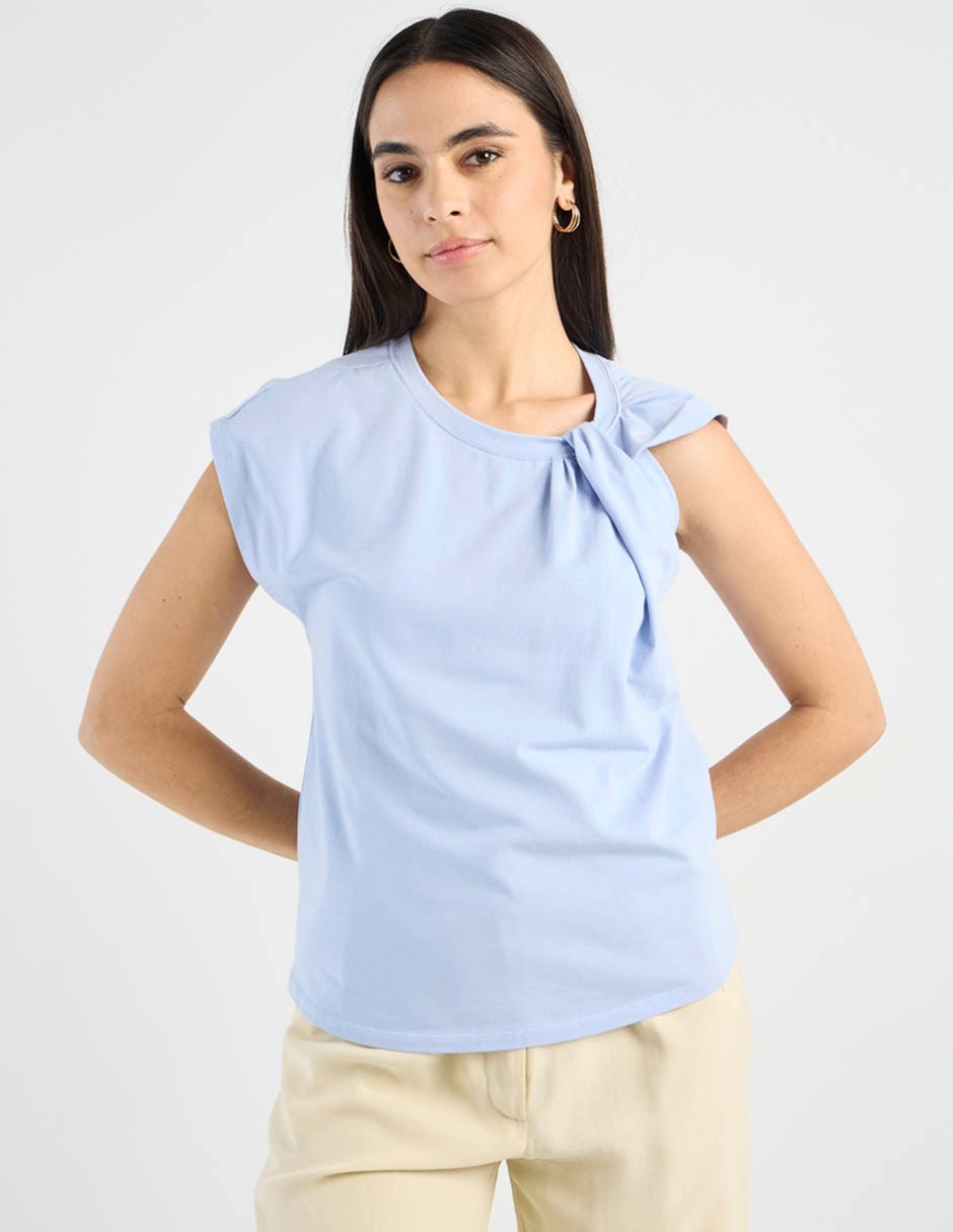 Playera manga corta Contempo cuello redondo para mujer