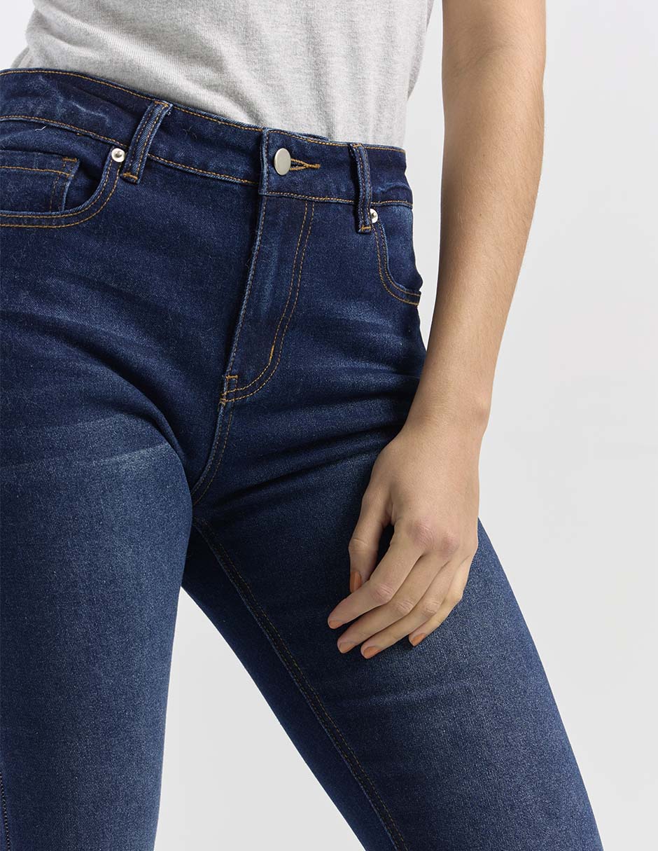 Jeans flare Contempo para mujer