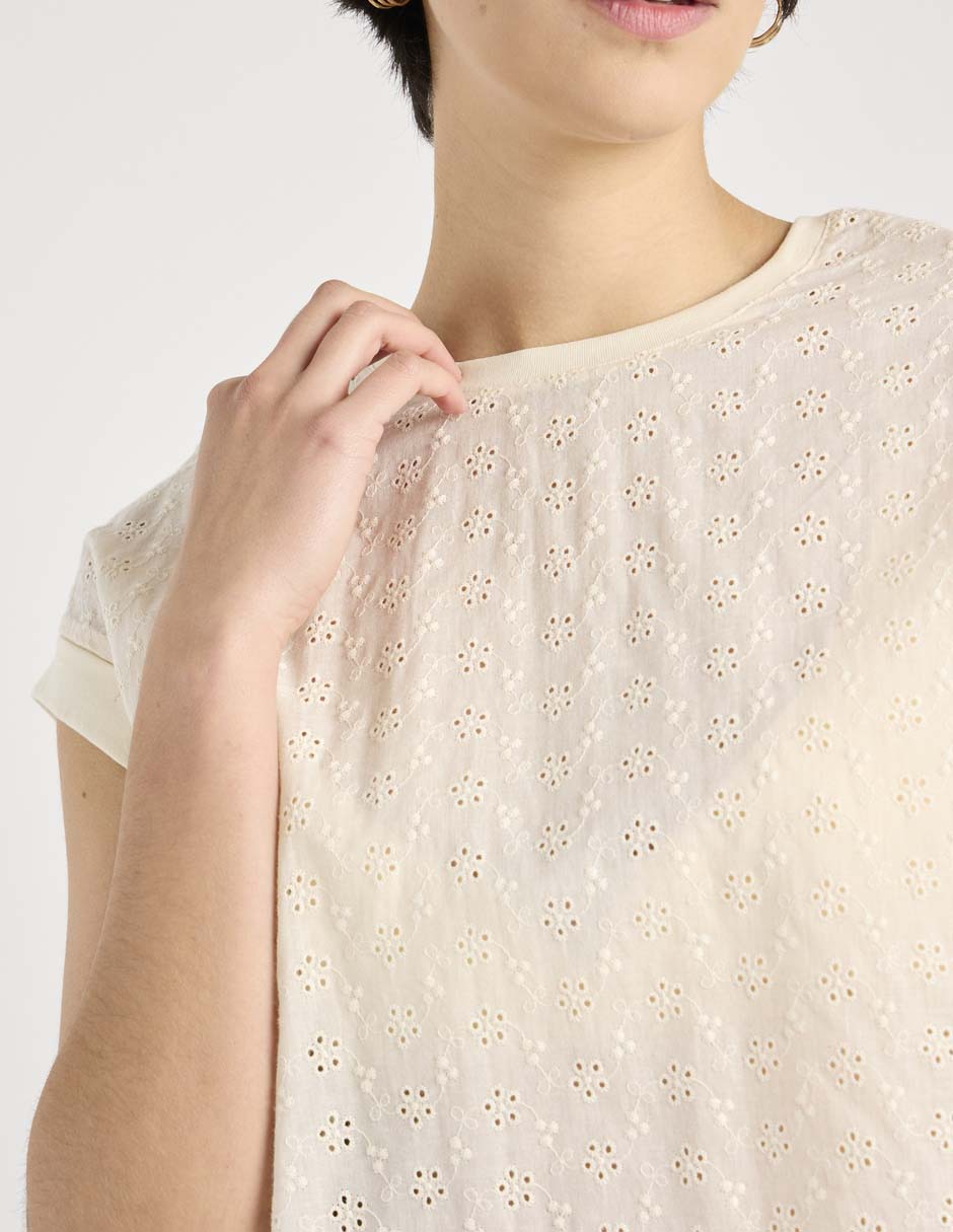 Playera manga corta Contempo cuello redondo para mujer