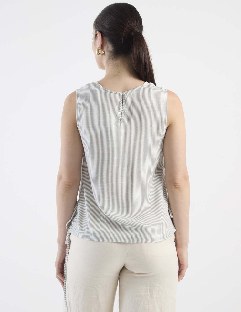 Top contempo cuello redondo