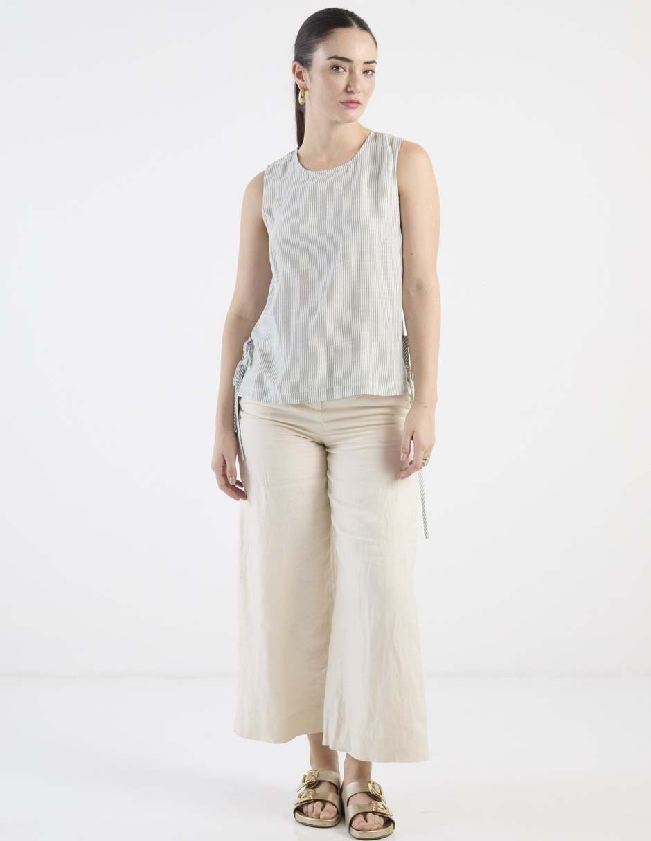 Top contempo cuello redondo