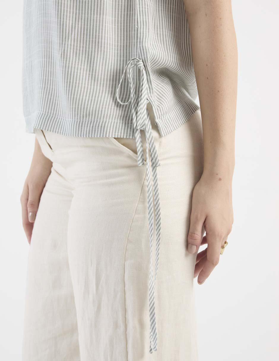 Top contempo cuello redondo