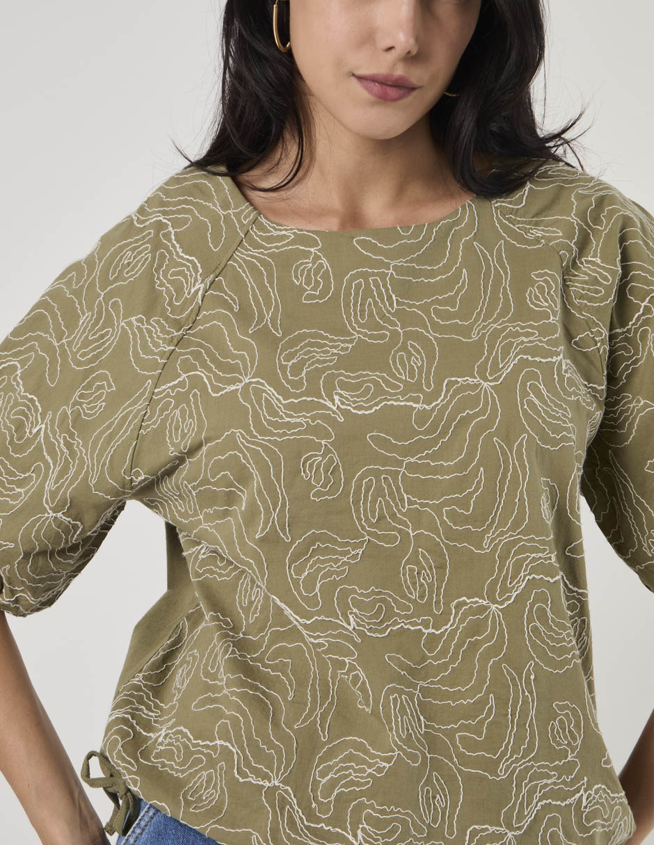 Blusa manga al codo para mujer 4