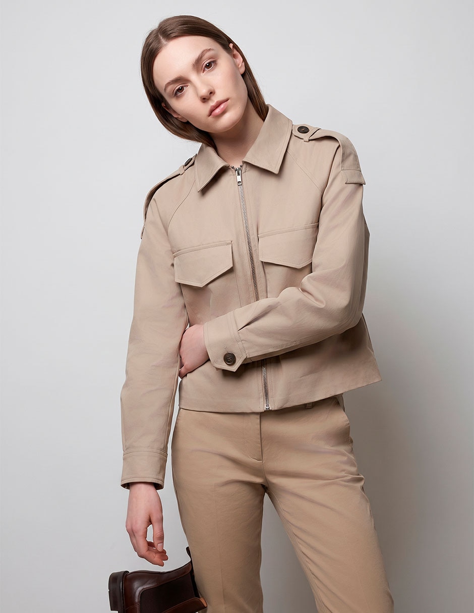 Gabardina con bolsillos para mujer Gabardina con bolsillos para mujer
