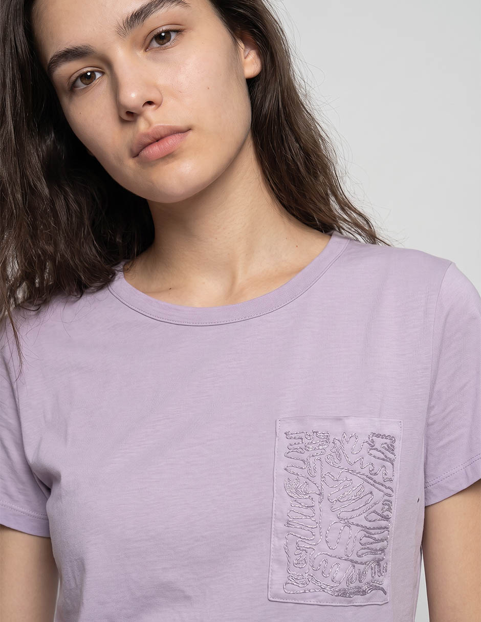 Playera manga corta cuello redondo para mujer 3