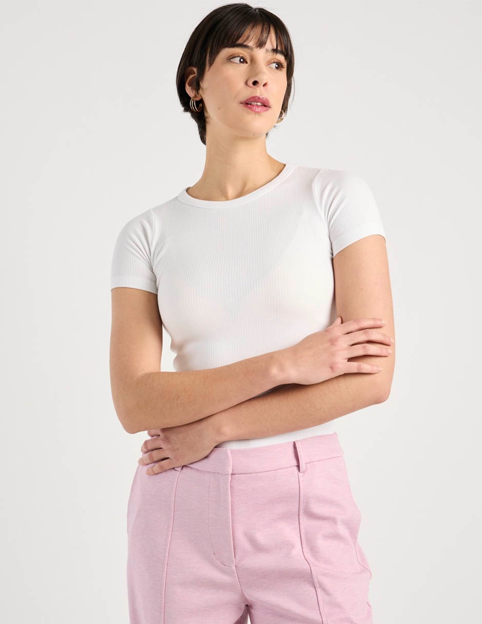 Playera manga corta cuello redondo para mujer