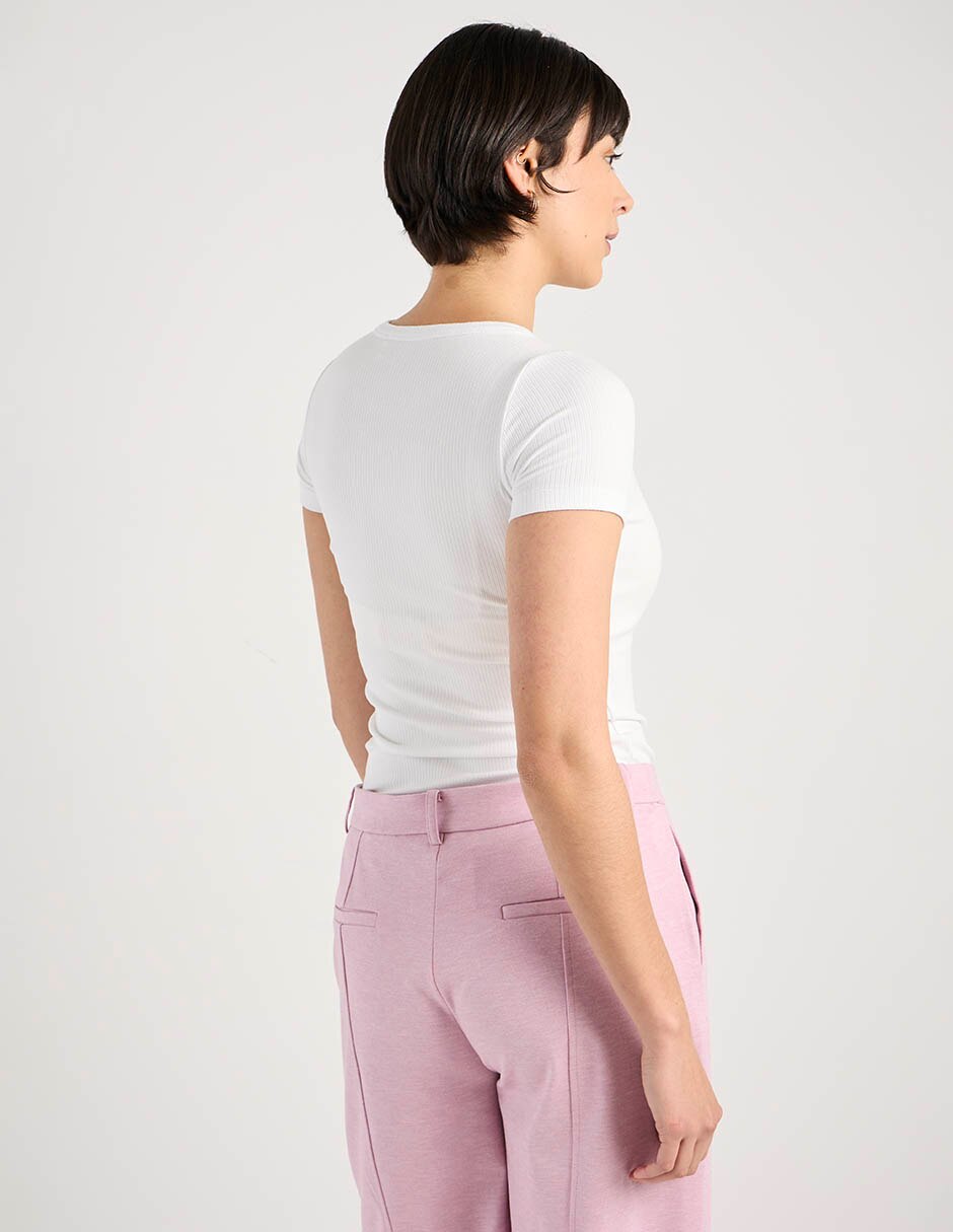 Playera manga corta cuello redondo para mujer 6