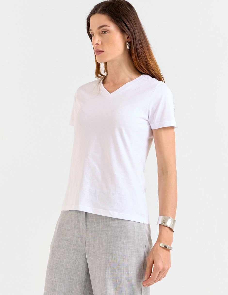Playera manga corta cuello v mujer 2