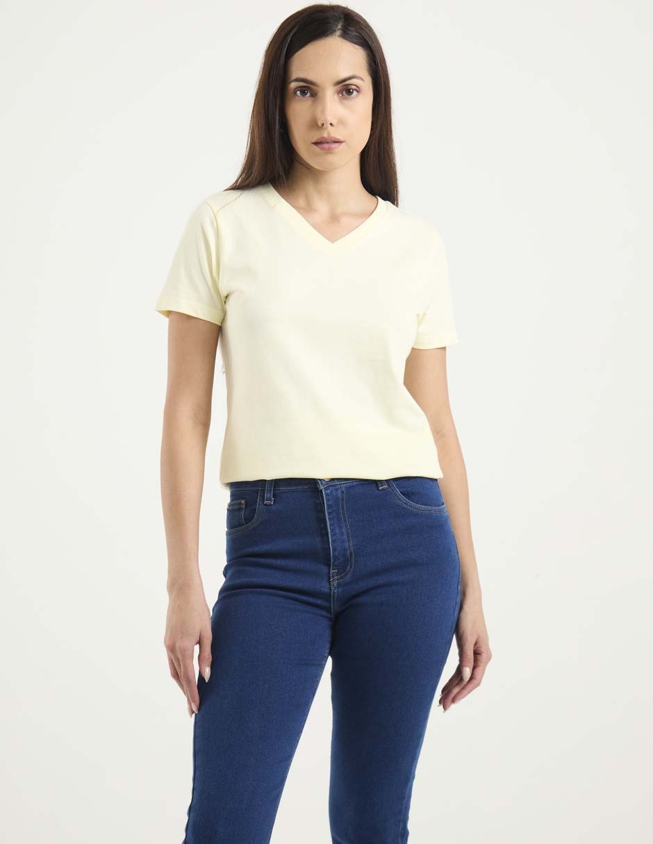Playera manga corta cuello V para mujer