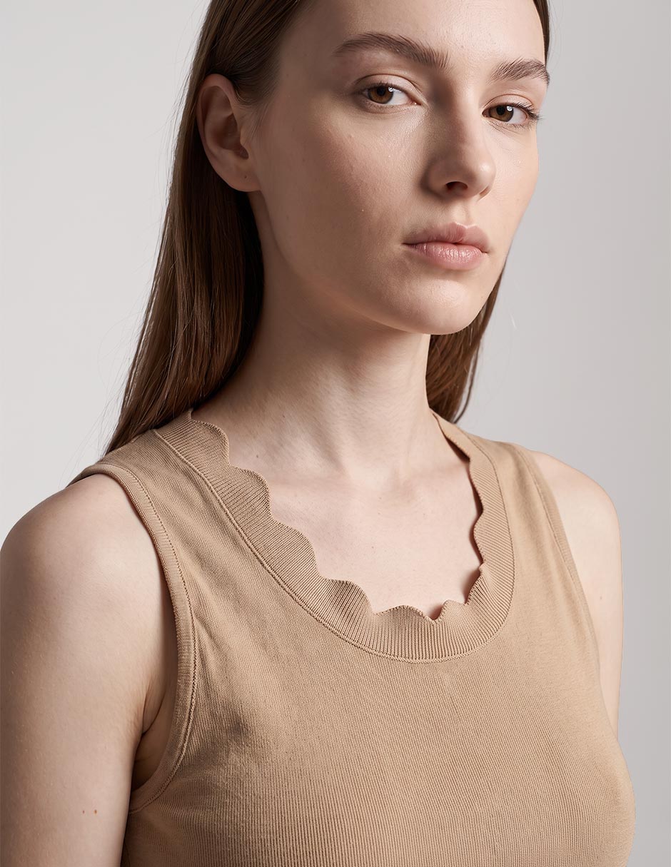 Blusa sin mangas para mujer 3
