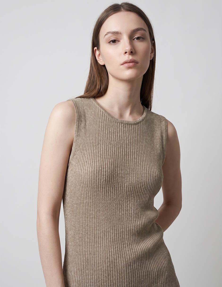Top cuello redondo tirante ancho Top cuello redondo tirante ancho