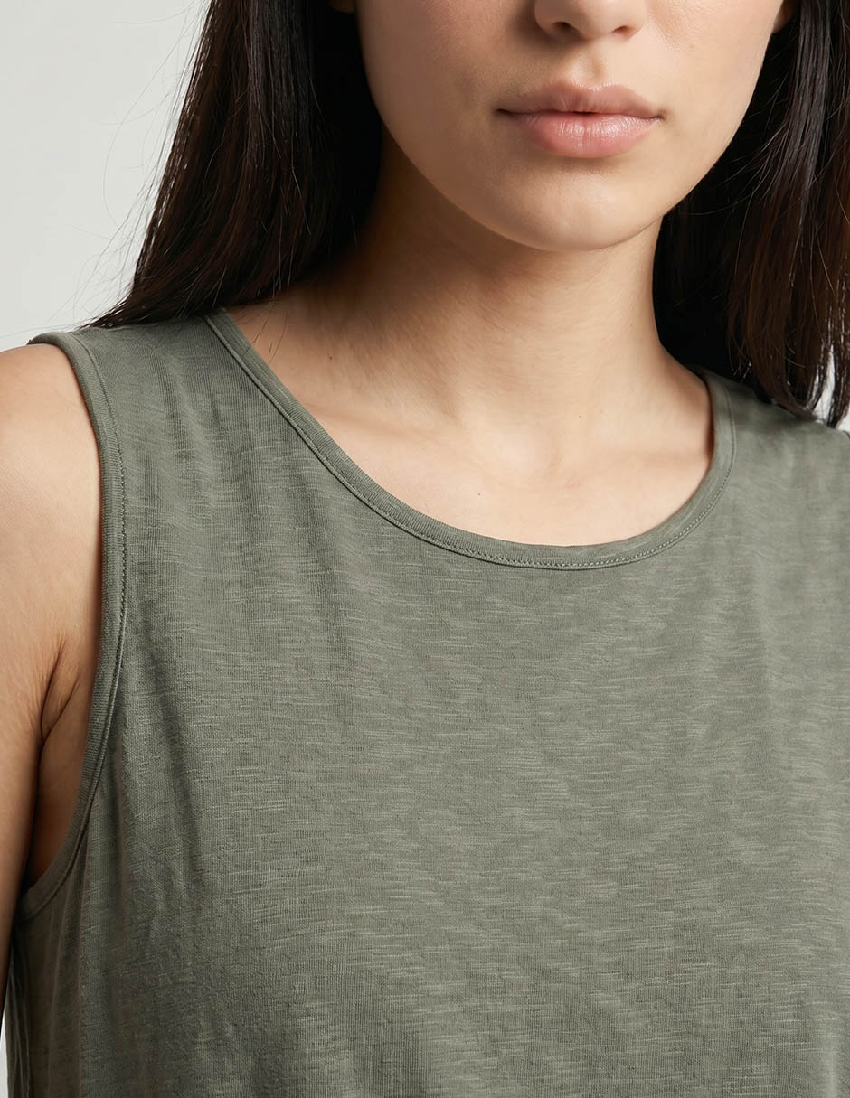 Blusa sin mangas para mujer 3