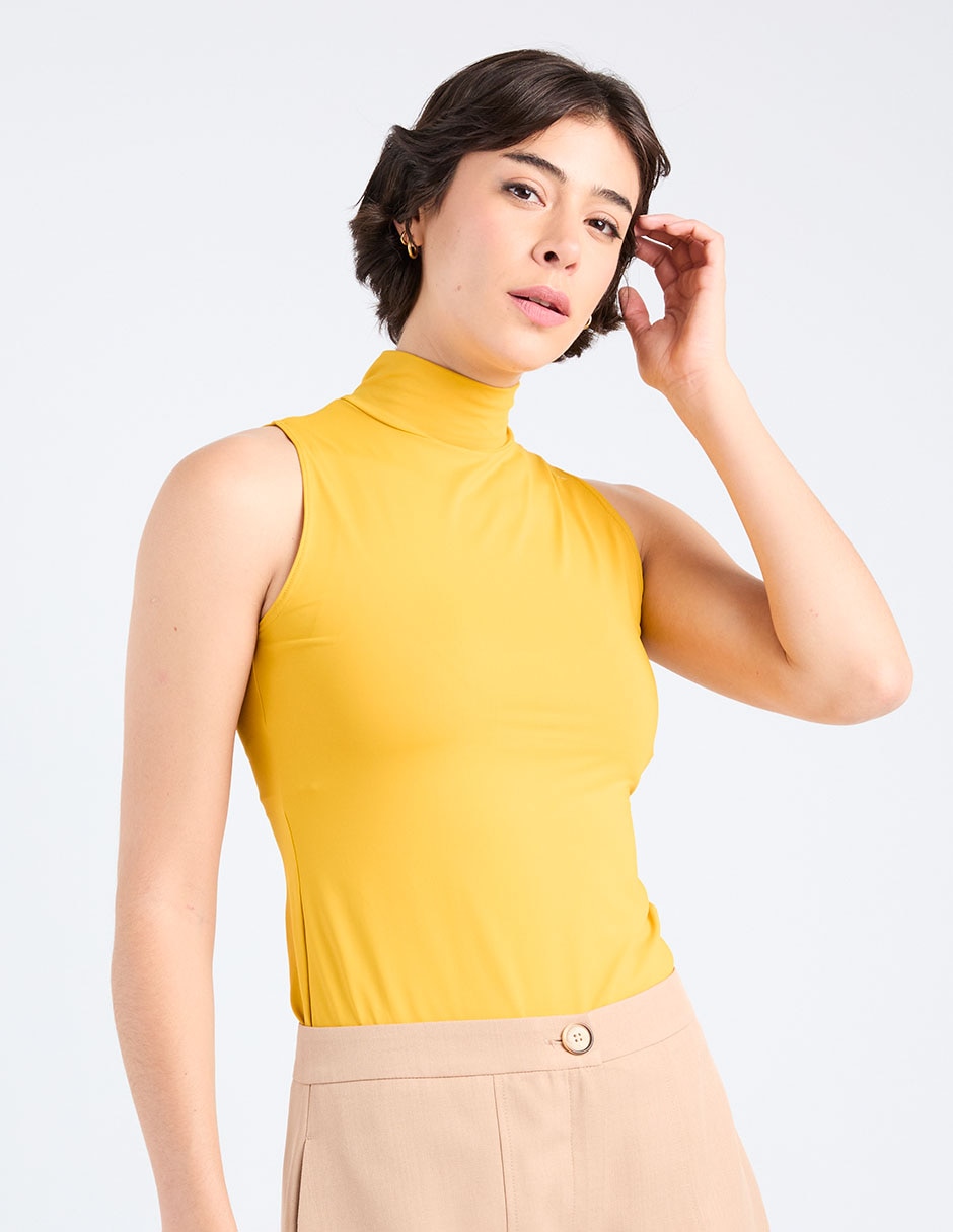 Top cuello alto tirante ancho Top cuello alto tirante ancho