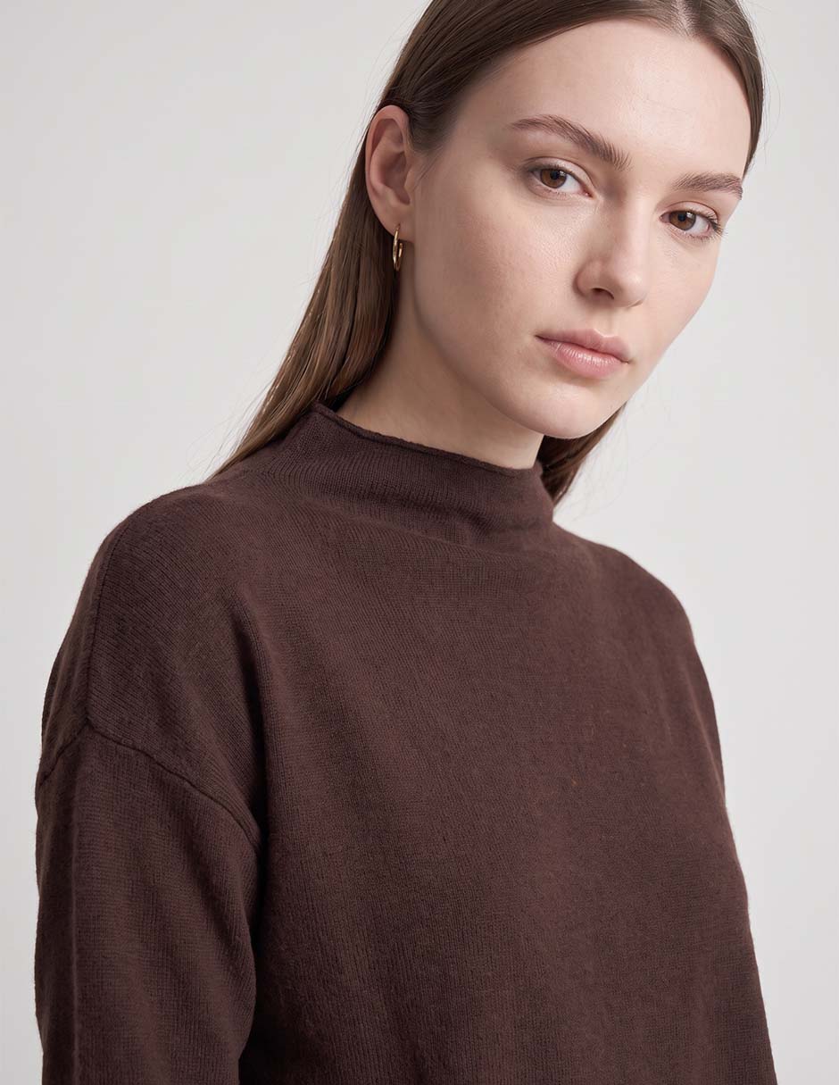 Suéter cuello alto para mujer 2