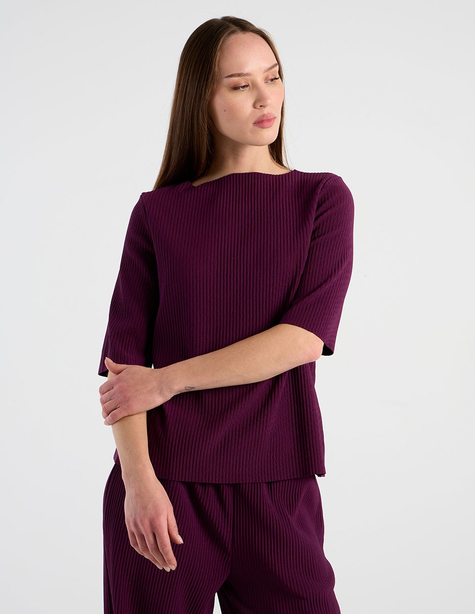 Playera manga al codo cuello ojal para mujer Playera manga al codo cuello ojal para mujer