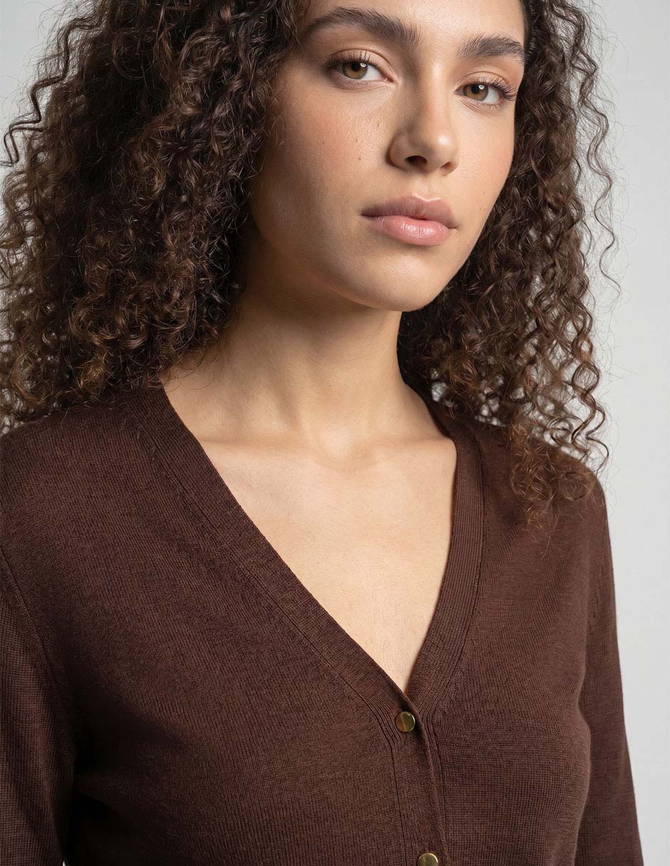 Suéter cuello V para mujer 3