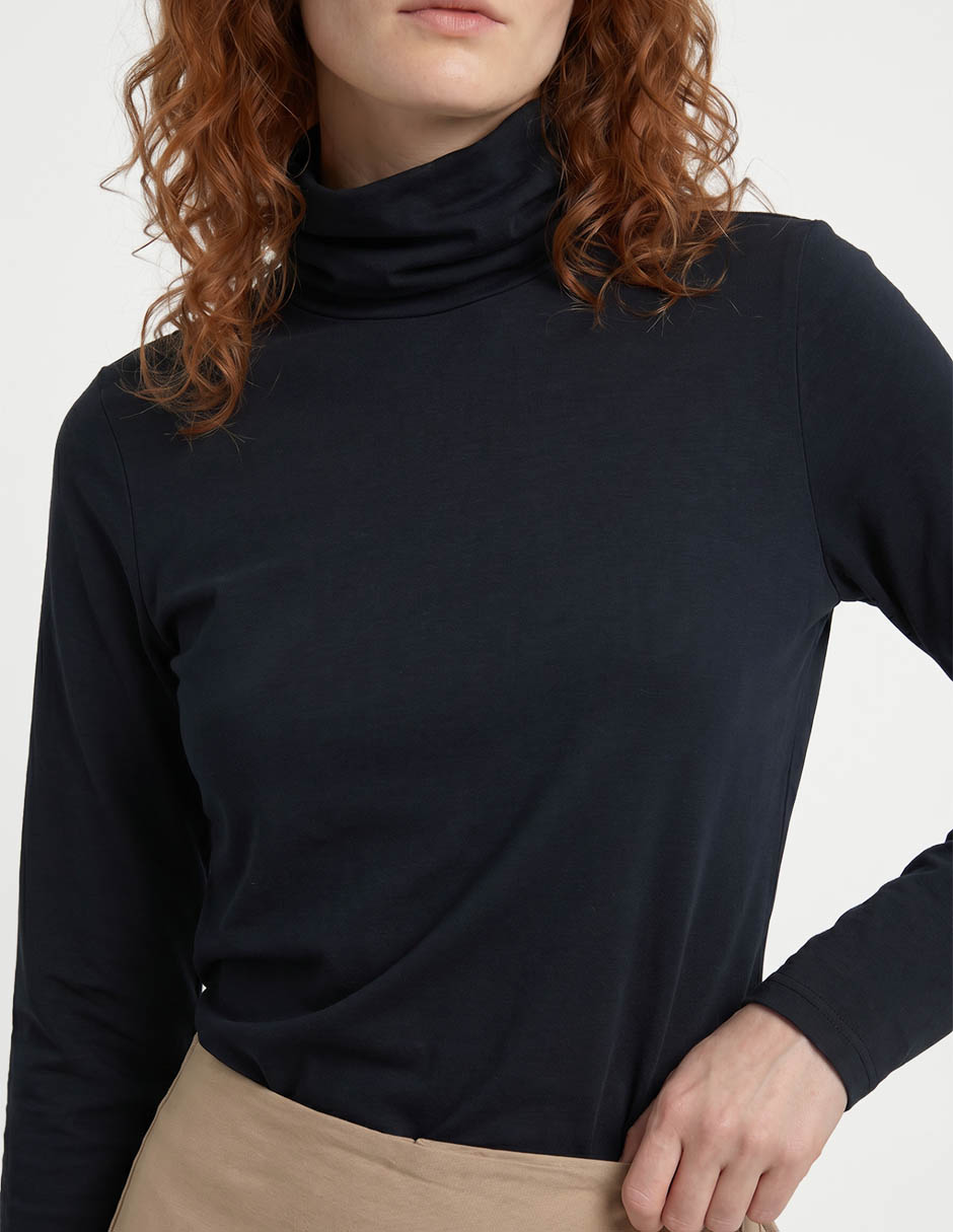 Playera manga larga cuello tortuga mujer 2