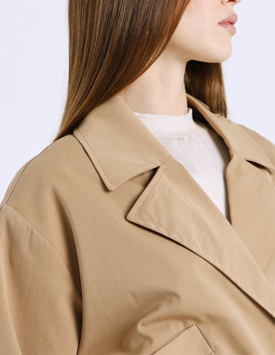 Gabardina con bolsillos para mujer 4