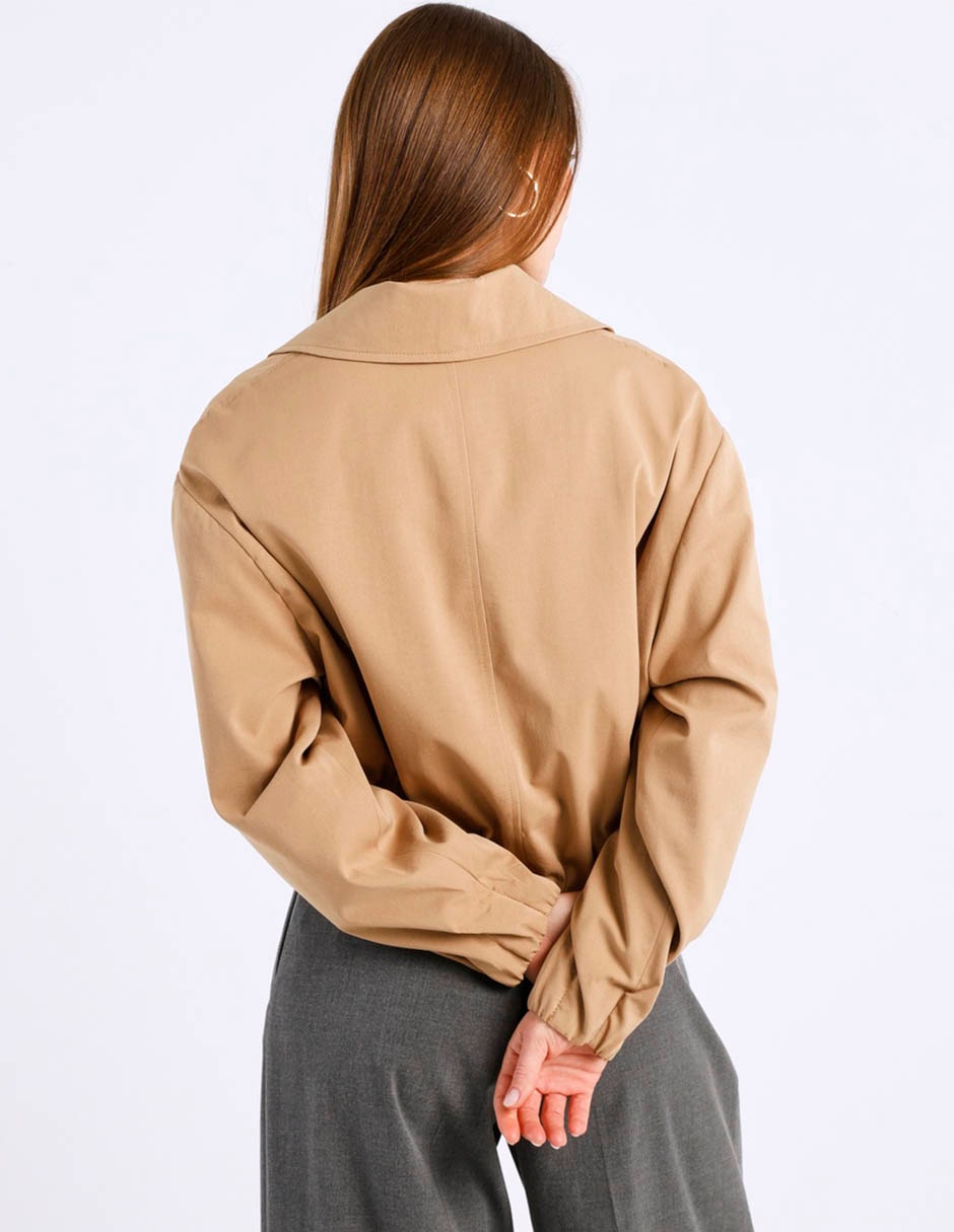 Gabardina con bolsillos para mujer 6