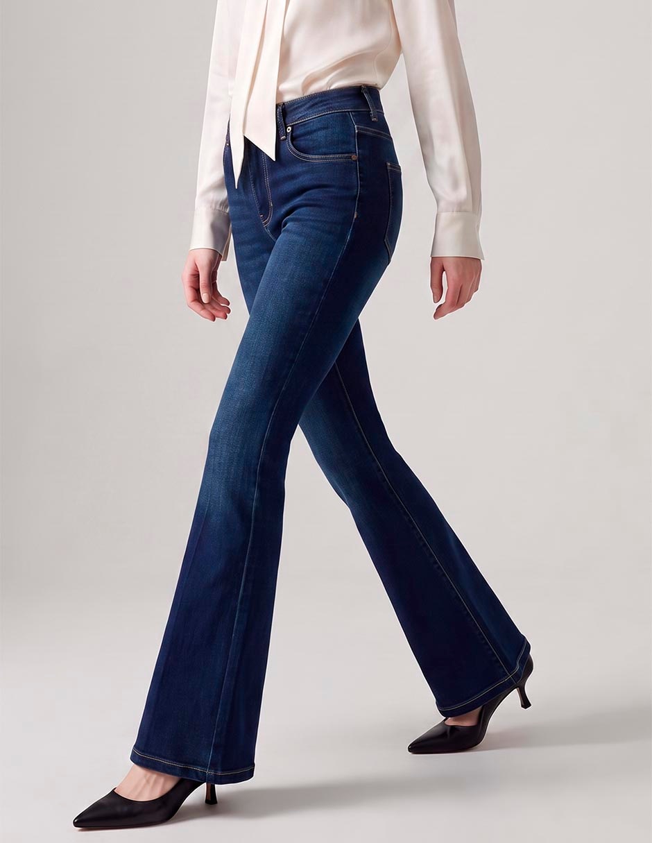 Jeans flare regular para mujer